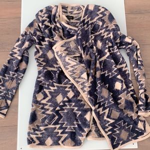 Lucky Brand southwest style cardigan. Size S. Medium length.